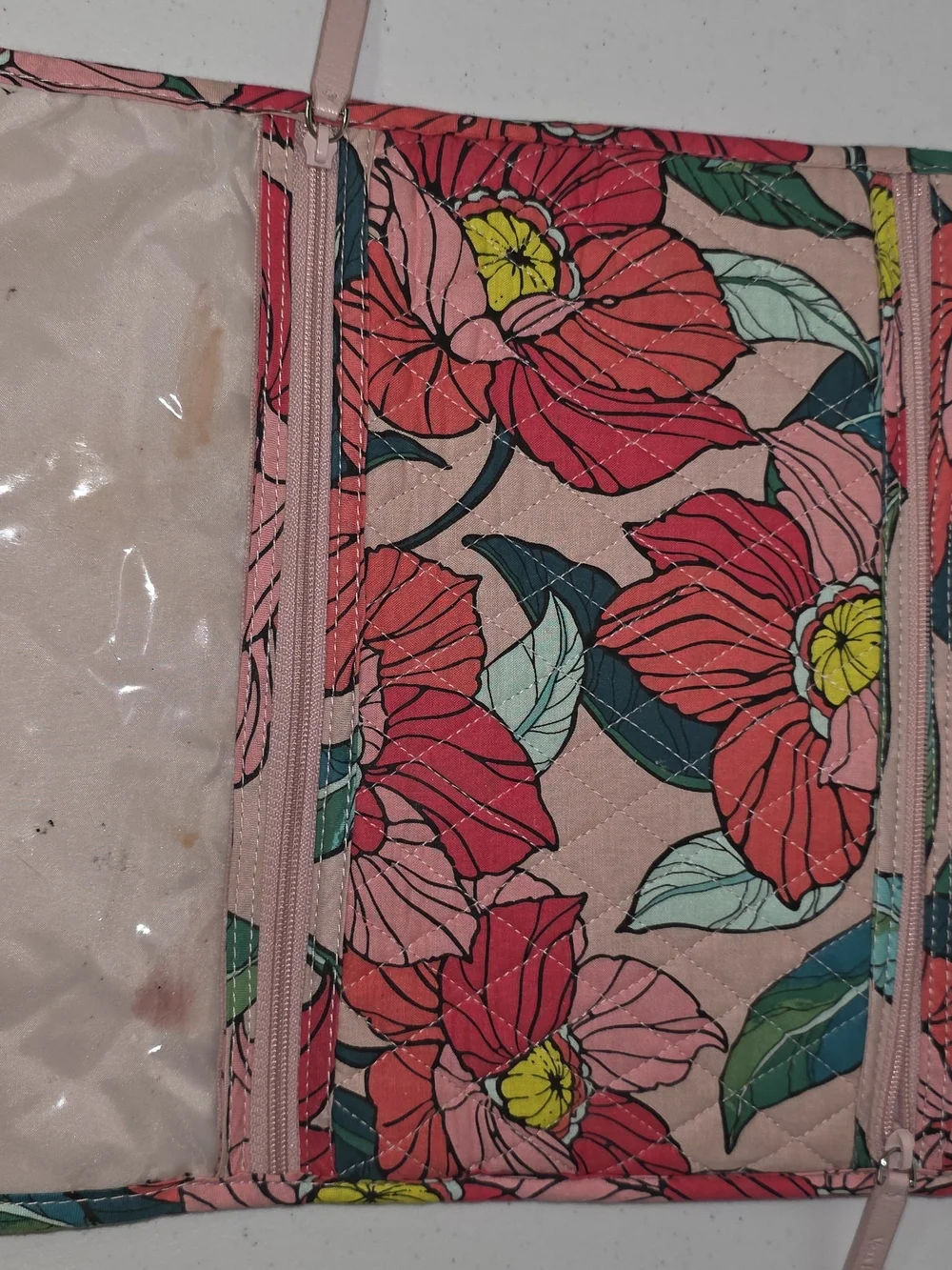 Vera Bradley Hanging Travel Organizer Vintage Floral Quilted Cotton Makeup Bag